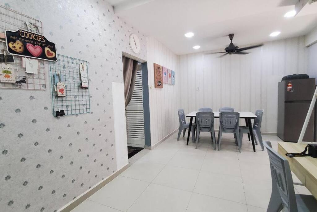Hani Raisha Homestay, Seksyen 7 Rumah percutian Shah Alam